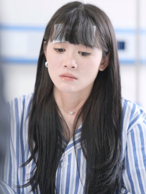 成了总裁暗恋的那个她第01集