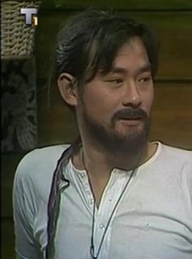 一屋两伙三人行第01集